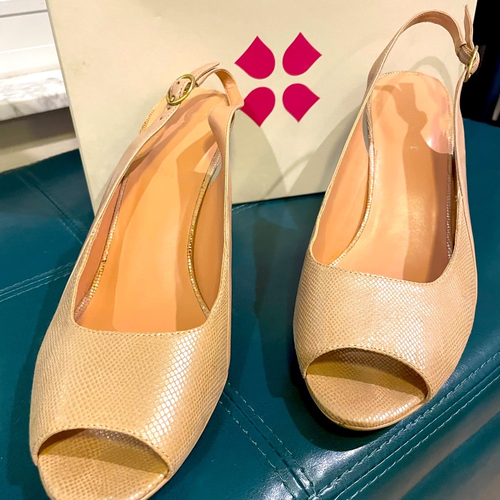 Naturalizer Nude Heels